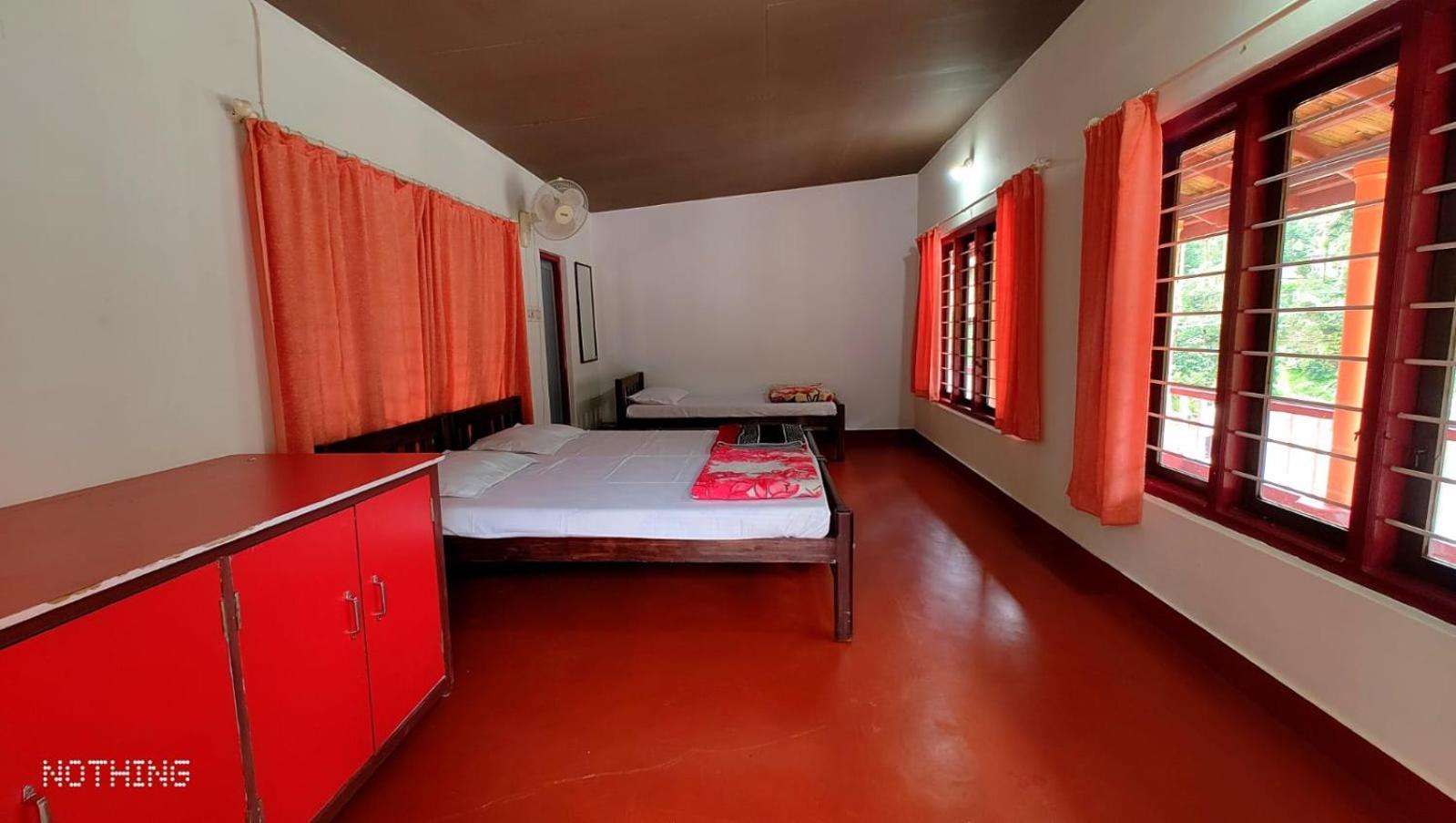 Coorg Divine Spark Home Stay Suntikoppa エクステリア 写真