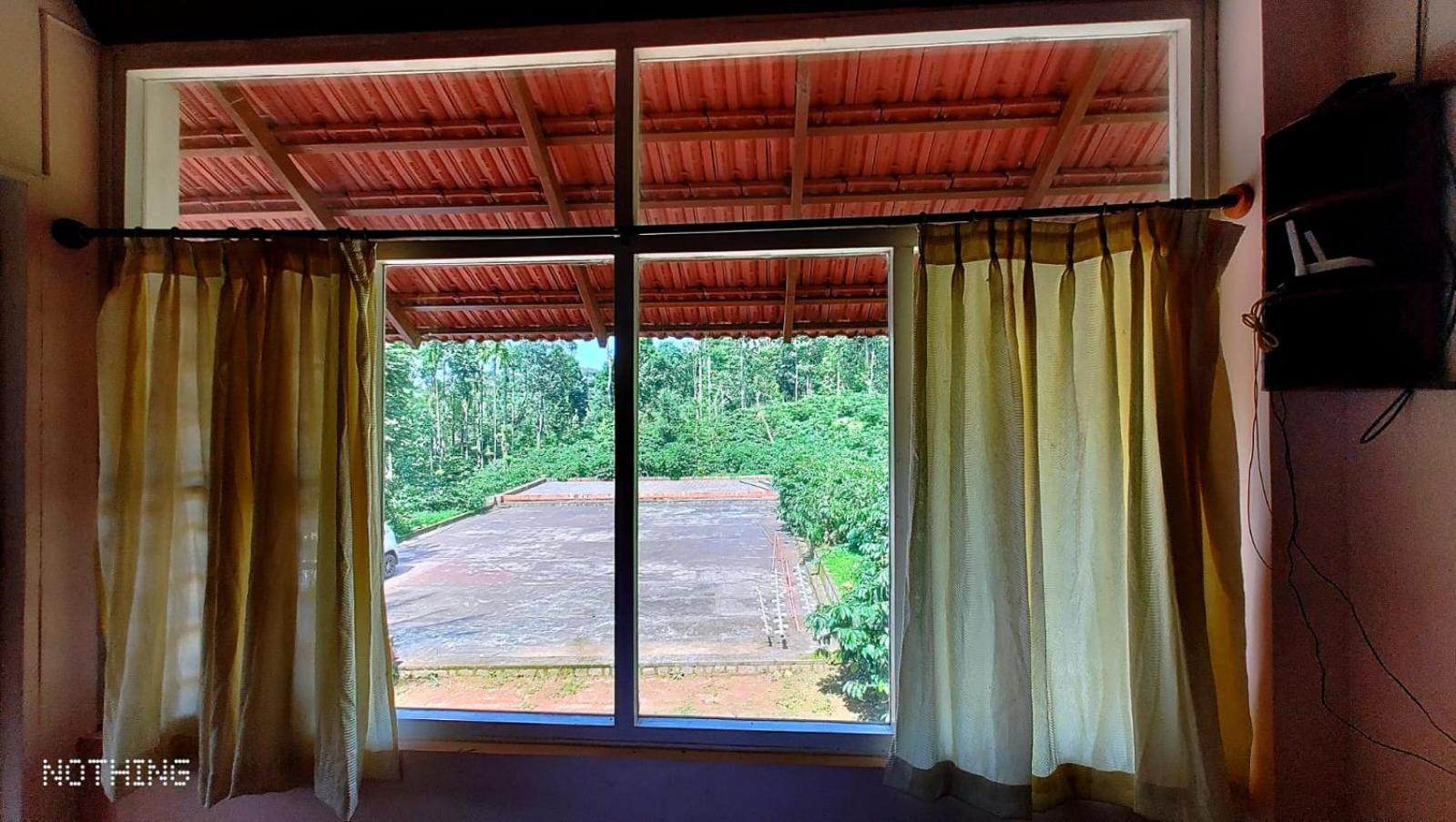 Coorg Divine Spark Home Stay Suntikoppa エクステリア 写真